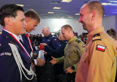 III finał Ogólnopolskiego Przeglądu Musztry Oddziałów o Profilu Mundurowym i Klas Mundurowych III finał Ogólnopolskiego Przeglądu Musztry Oddziałów o Profilu Mundurowym i Klas Mundurowych