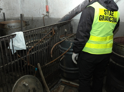 nielegalna produkcja alkoholu